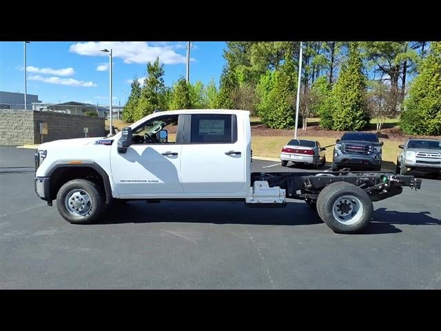 2026 GMC Sierra 3500 HD Chassis Cab Pro