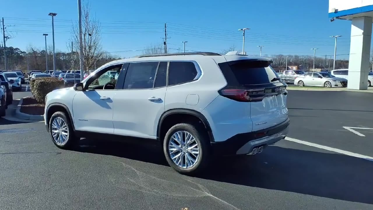 2026 GMC Acadia Elevation