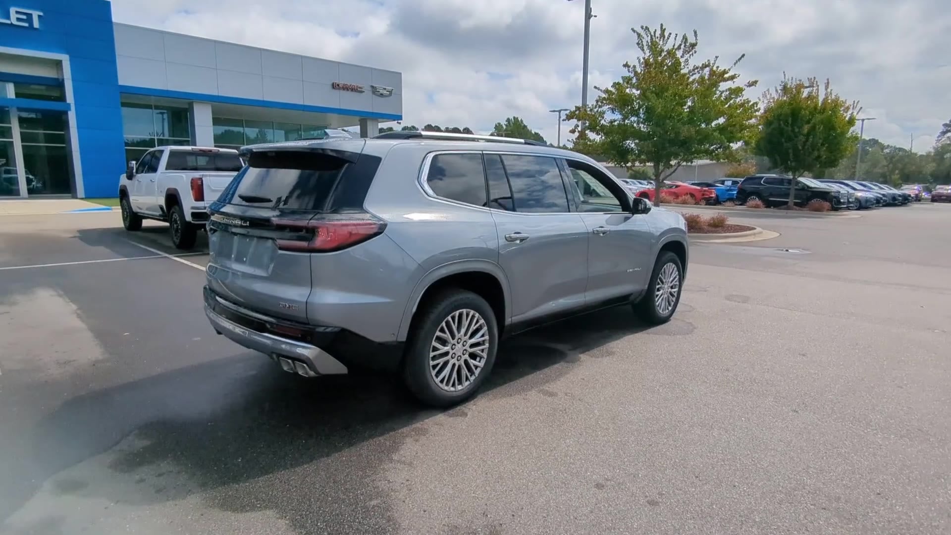 2026 GMC Acadia Denali