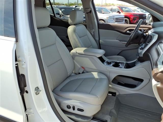 2021 GMC Acadia SLT
