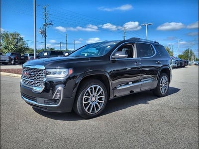 2023 GMC Acadia Denali