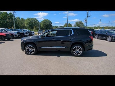 2023 GMC Acadia Denali