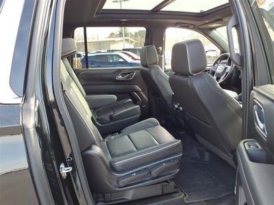 2022 GMC Yukon XL SLT