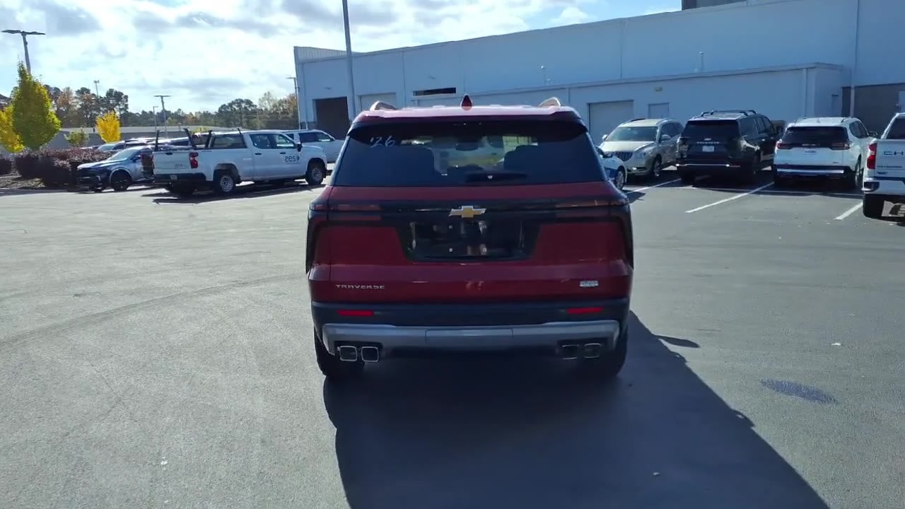 2026 Chevrolet Traverse LT