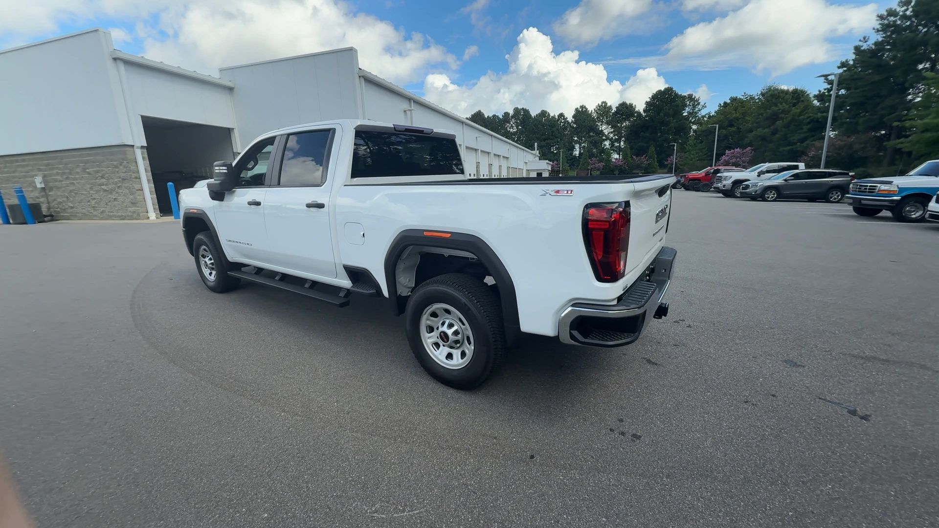 2025 GMC Sierra 2500 HD Pro