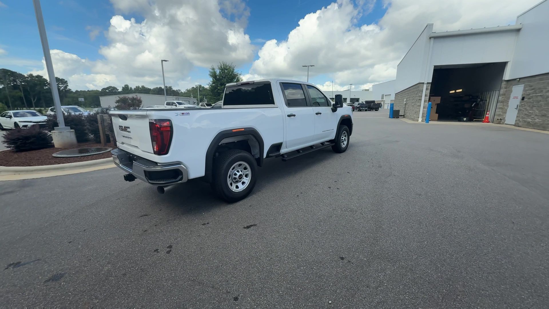 2025 GMC Sierra 2500 HD Pro