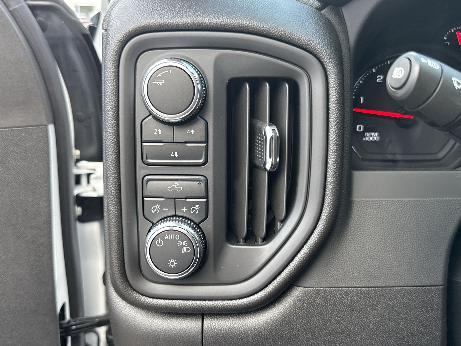 2025 GMC Sierra 2500 HD Pro