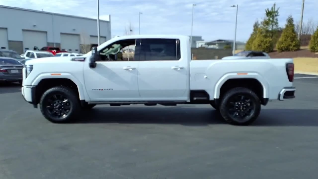 2026 GMC Sierra 2500 HD AT4