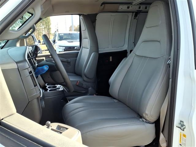 2026 GMC Savana Cargo Base