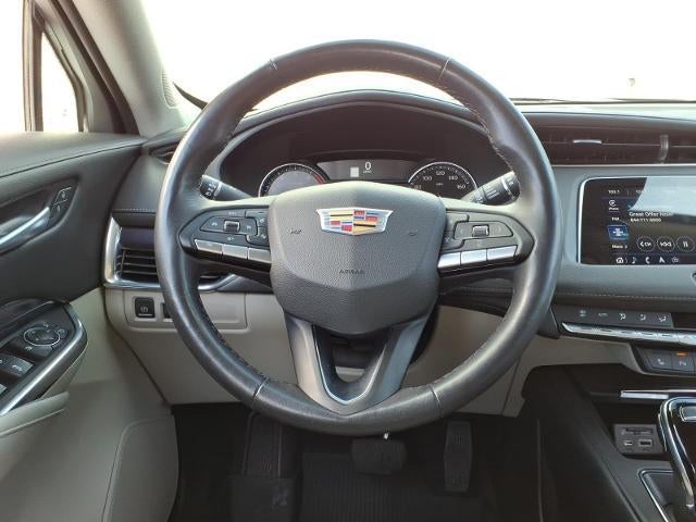 2023 Cadillac XT4 Luxury