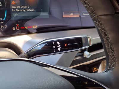 2026 Cadillac VISTIQ Base