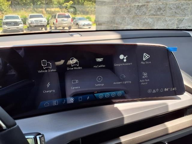 2026 Cadillac VISTIQ Base