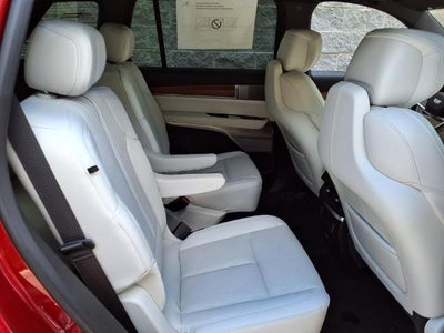 2026 Cadillac VISTIQ Base