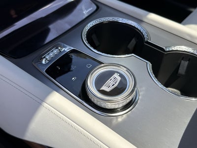 2026 Cadillac VISTIQ Base