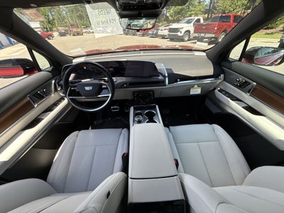 2026 Cadillac VISTIQ Base