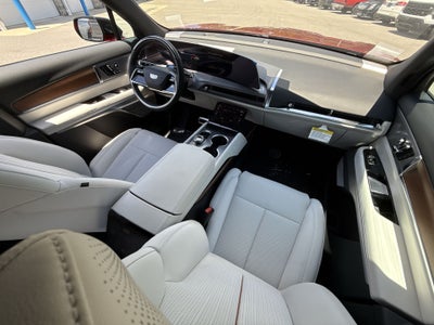 2026 Cadillac VISTIQ Base