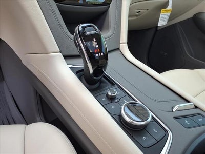 2025 Cadillac XT5 Base