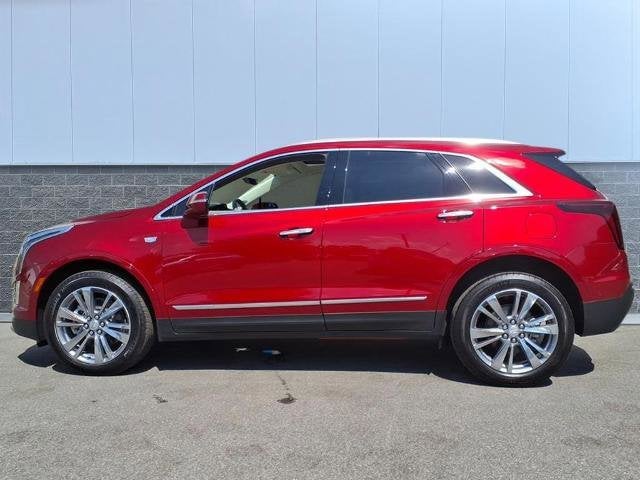 2025 Cadillac XT5 Base