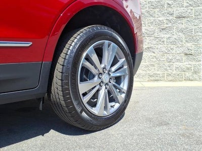 2025 Cadillac XT5 Base