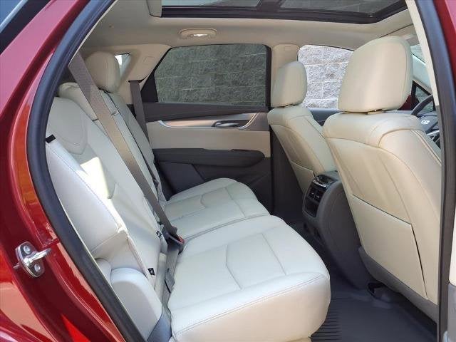 2025 Cadillac XT5 Base