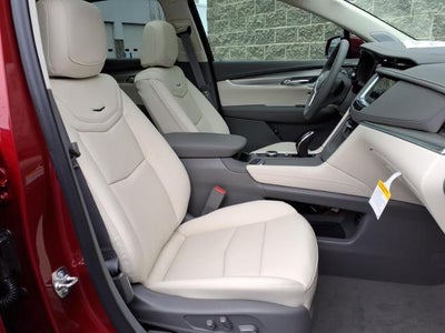 2026 Cadillac XT5 Base