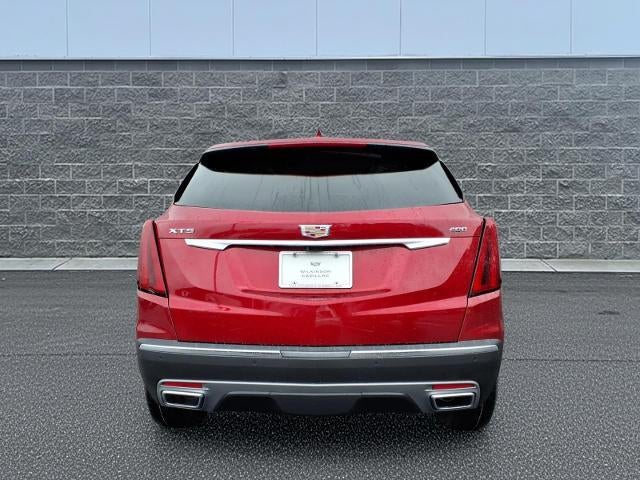 2026 Cadillac XT5 Base