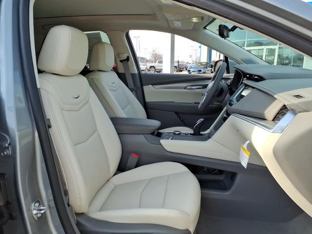 2026 Cadillac XT5 Base