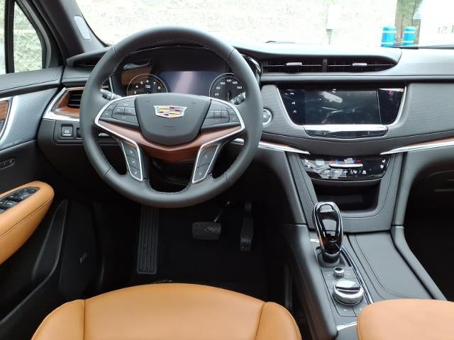 2026 Cadillac XT5 Base