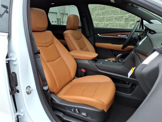 2026 Cadillac XT5 Base