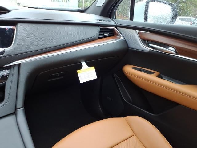 2026 Cadillac XT5 Base