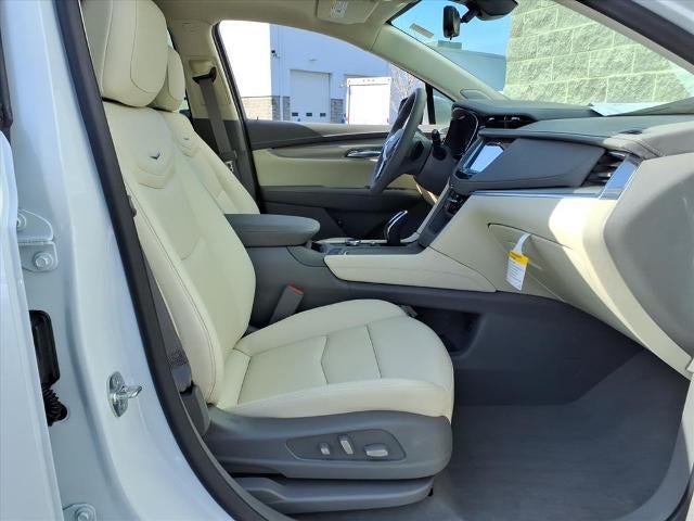 2026 Cadillac XT5 Base