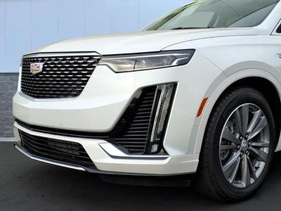 2025 Cadillac XT6 Base