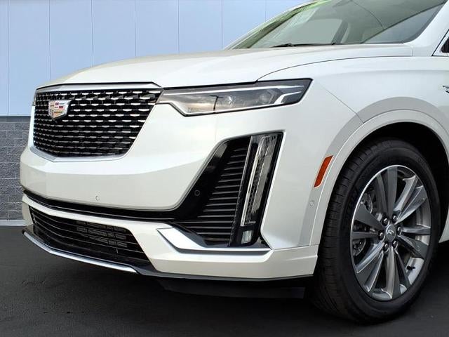 2025 Cadillac XT6 Base