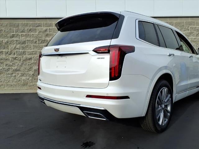 2025 Cadillac XT6 Base