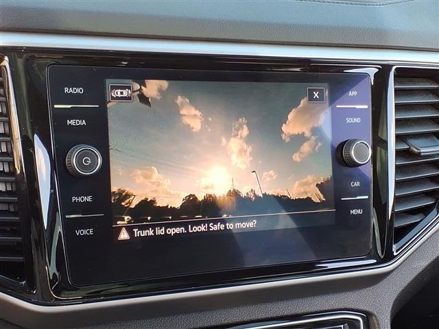 2022 Volkswagen Atlas 2.0T SE w/Technology