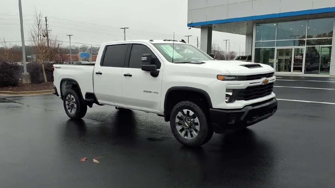 2026 Chevrolet Silverado 2500 HD Custom