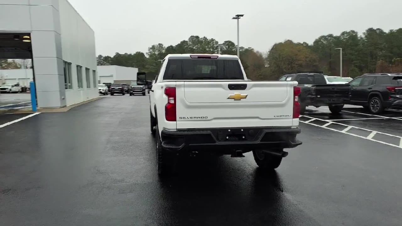 2026 Chevrolet Silverado 2500 HD Custom