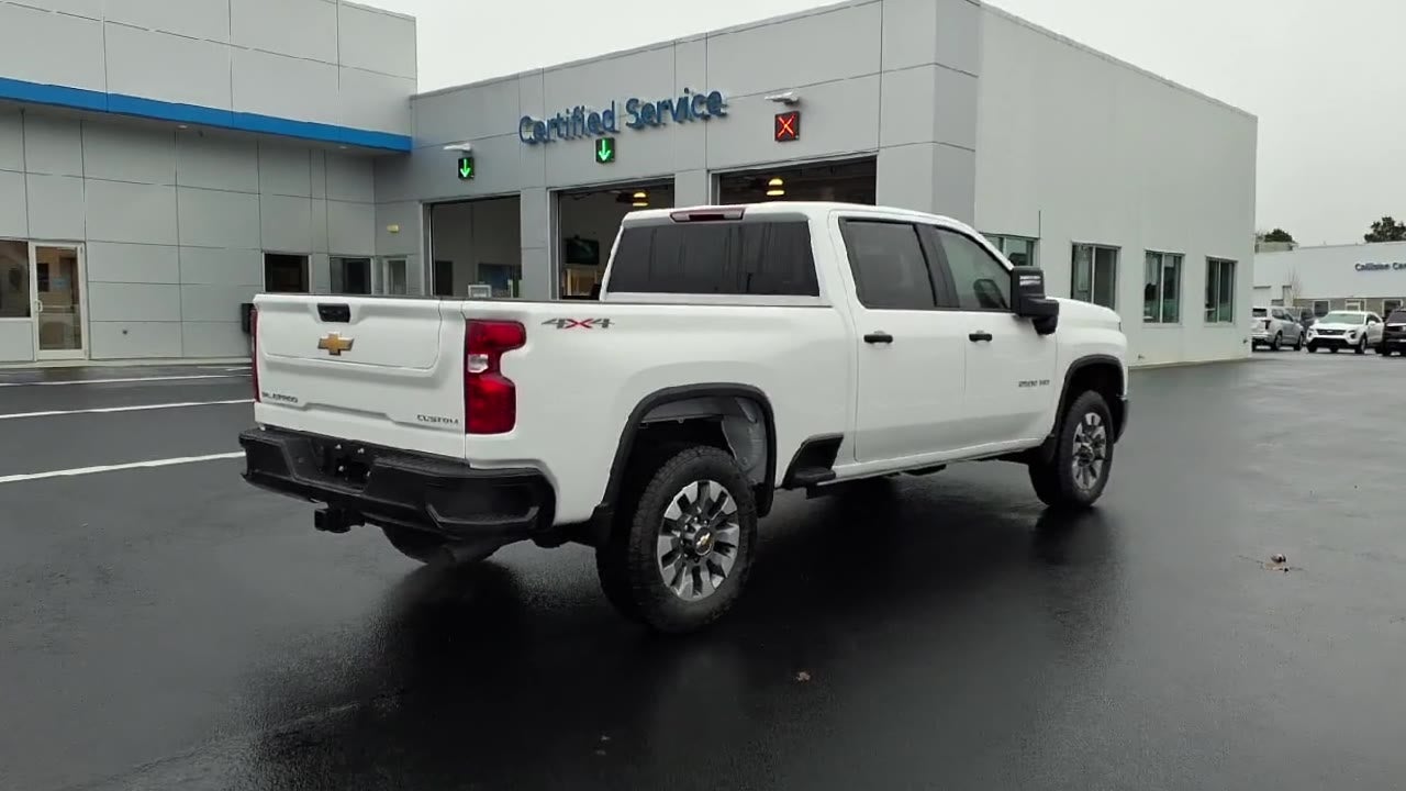 2026 Chevrolet Silverado 2500 HD Custom