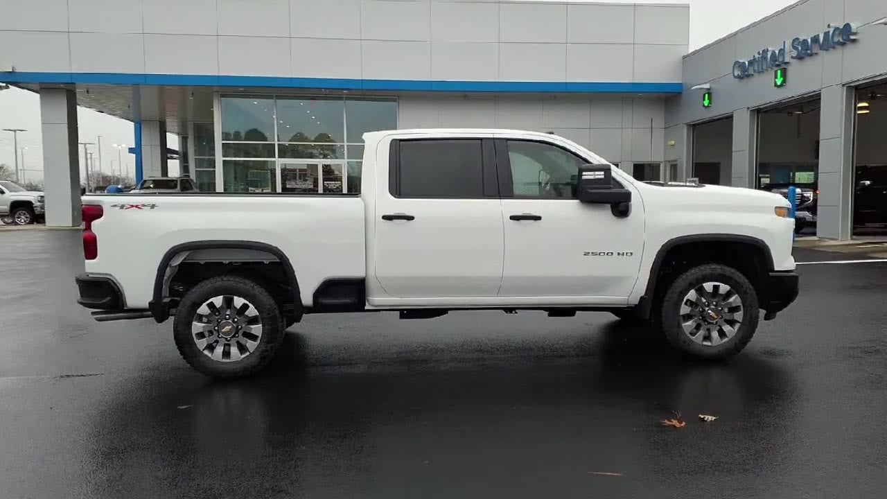 2026 Chevrolet Silverado 2500 HD Custom