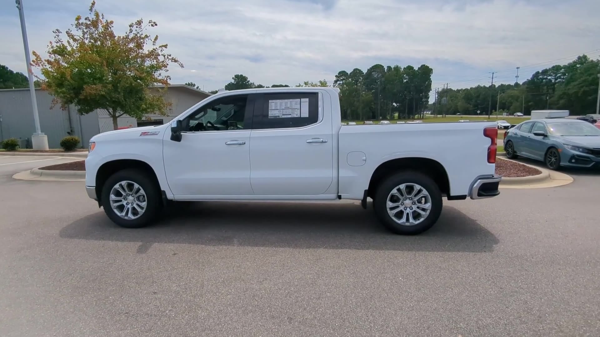 2025 Chevrolet Silverado 1500 LTZ