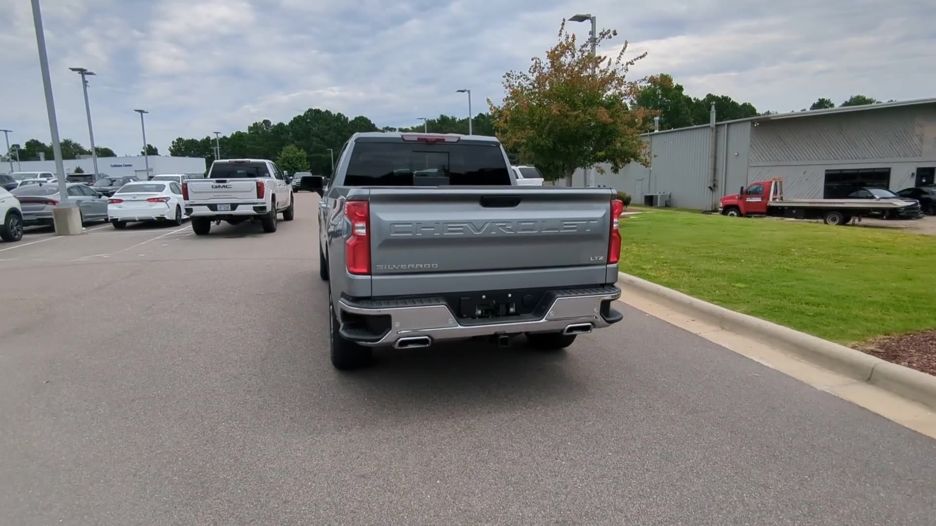 2025 Chevrolet Silverado 1500 LTZ