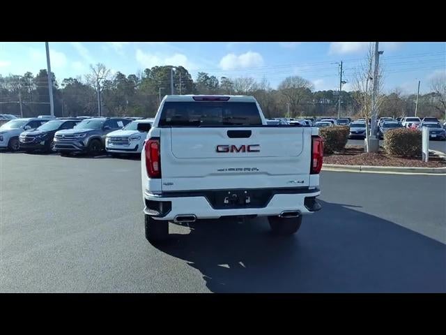 2025 GMC Sierra 1500 AT4