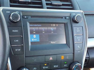 2017 Toyota Camry SE