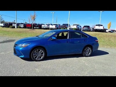 2017 Toyota Camry SE
