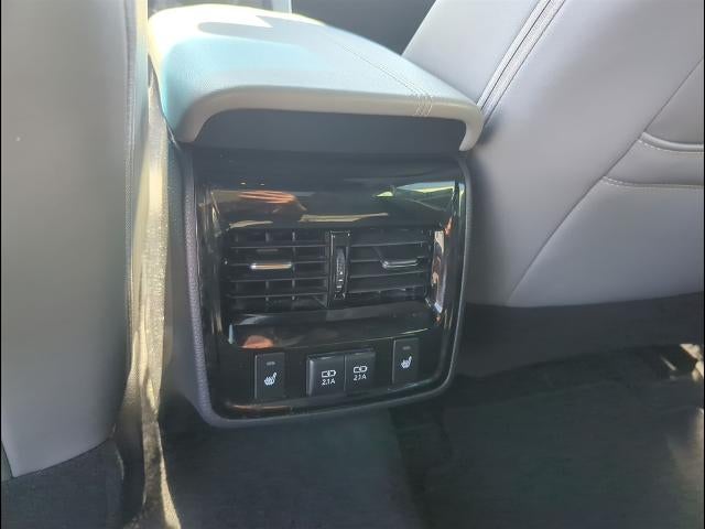 2019 Toyota Avalon Touring