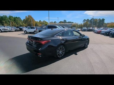 2019 Toyota Avalon Touring