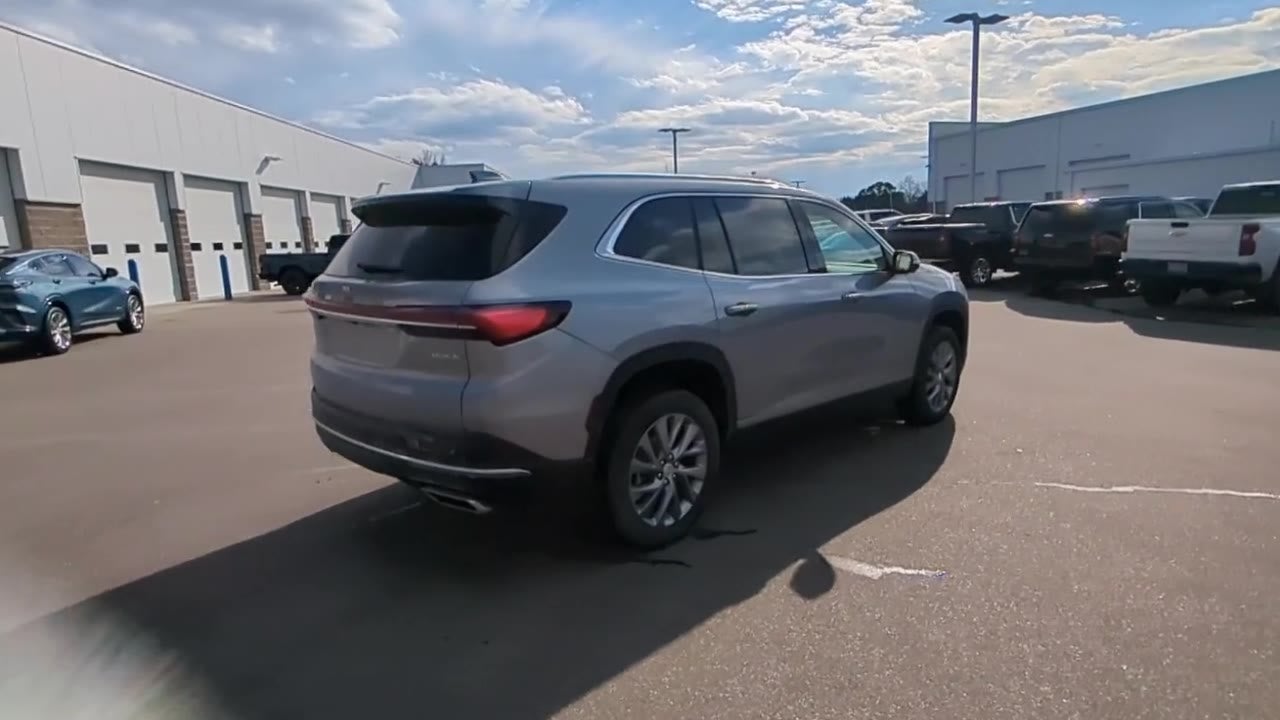 2025 Buick Enclave Preferred