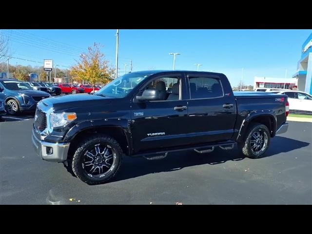 2017 Toyota Tundra 4WD SR5