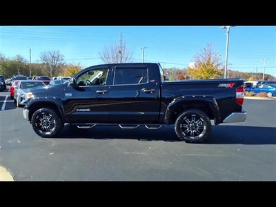 2017 Toyota Tundra 4WD SR5