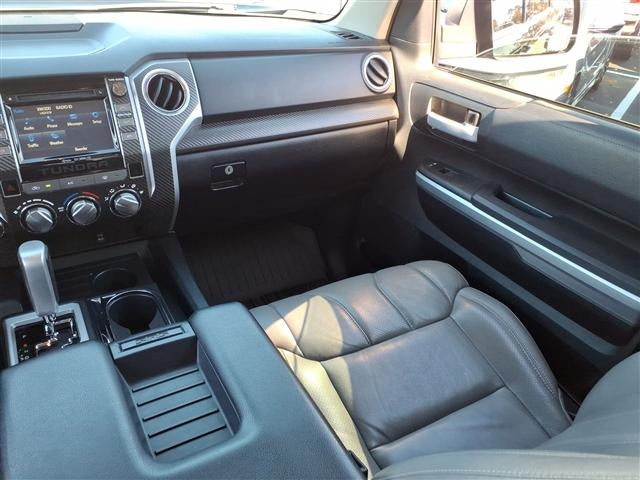 2017 Toyota Tundra 4WD SR5